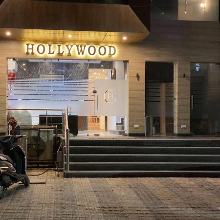 Hotel Hollywood Zirakpur Chandigarh - Family Hotel Eksteriør billede